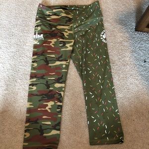 Feed me fight me military muscle crop leggings